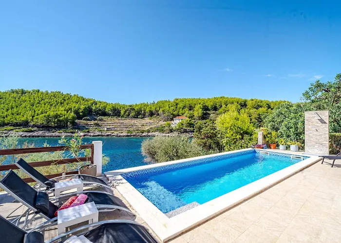 Waterfront House Arnet By Guide Villa *