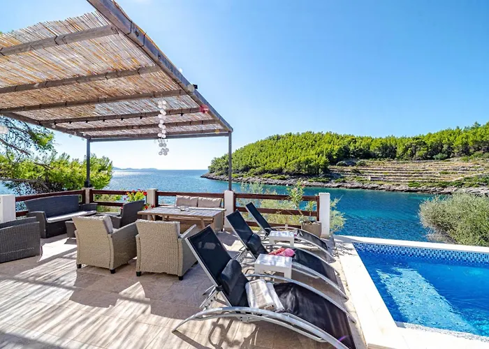 Waterfront House Arnet By Guide *